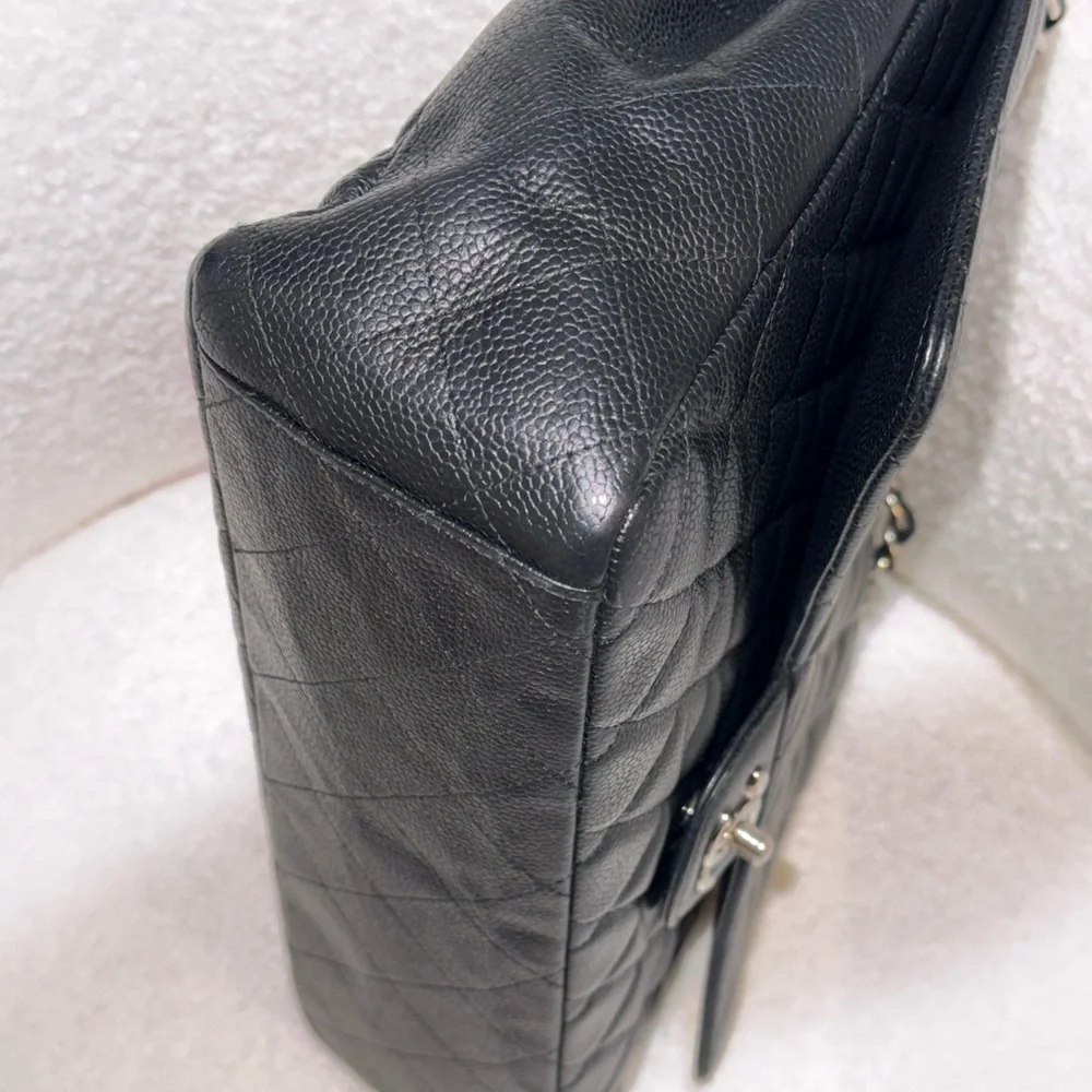 Chanel Black Caviar Maxi Classic Single Flap with Silver Hardware - Picture 16 of 16